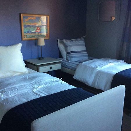 Le Mas Amore Bed & Breakfast Gassin Ngoại thất bức ảnh